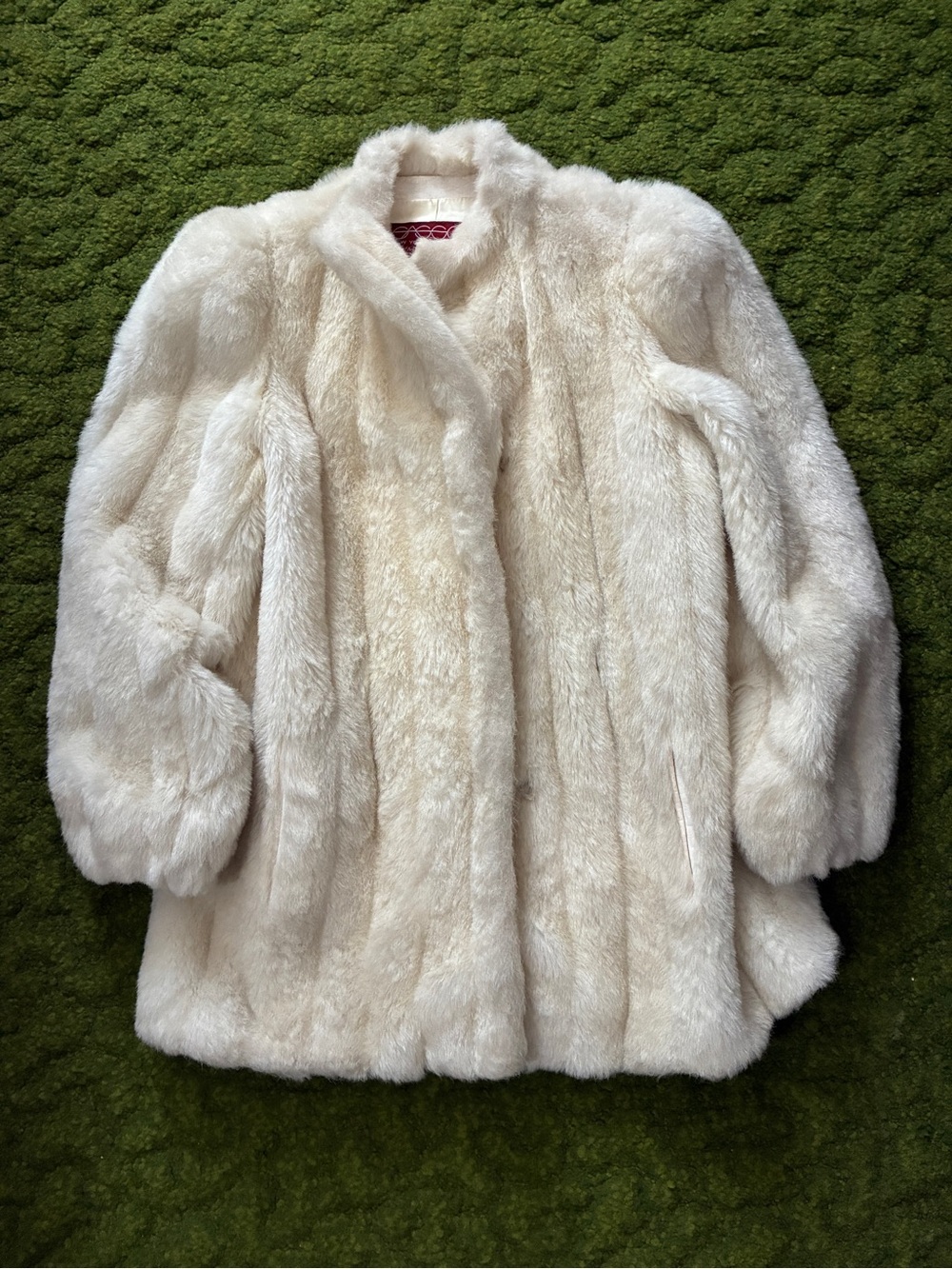 Vintage 1980s Sasson Faux Fur Coat - Picture 3 of 11